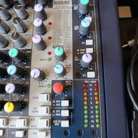 mixer, microfoni, casse, monitor ecc.