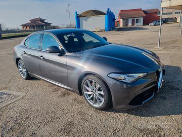 Giulia 2.2 Sprint - my12/2022 -