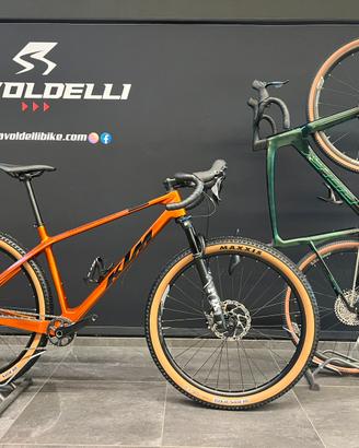 BICICLETTE GRAVEL CARBONIO USATE