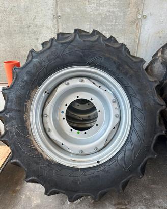 Ruote complete di cerchi, gomme, flange per tratto