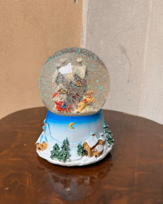 Palla di neve carillon Babbo Natale villaggio