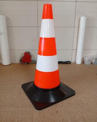 N° 10 Cono stradale sicurezza Bianco/Rosso 50 cm