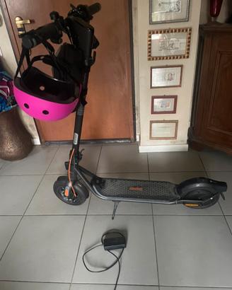 Segway Ninebot F2 pro E monopattino elettrico