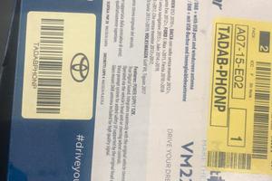 Supporto Smartphone Originale Toyota TADABPHONP Po