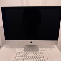 iMac da 27” compelto di mouse, trackpad e tastiera