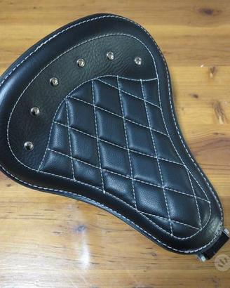 Sella a molle per Harley Davidson