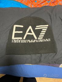 cappello EA7