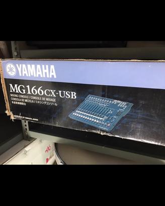 Mixer Yamaha MG 166 CX USB