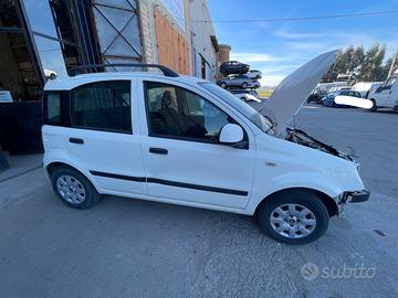 Ricambi Fiat Panda 1.3 MTJ 75cv del 2012