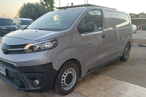 Toyota Proace 1.5 diesel 2024 SOLO 27MILA KM