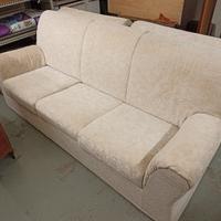 Divano letto 3 posti e 2 poltrone