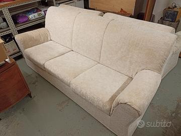 Divano letto 3 posti e 2 poltrone