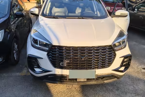 auto nuovissima 