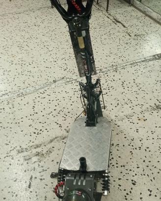 Monopattino elettrico adulti