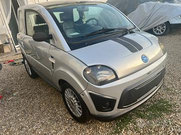 MICROCAR DUÈ 2012