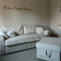 Divano/letto 3 posti con Pouf