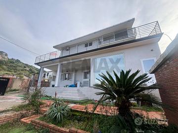 Villa singola - San Fratello