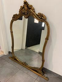 Specchio dorato arredamento vintage