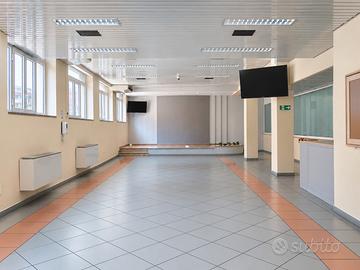 Ampio locale polifunzionale di 180 mq - vendita