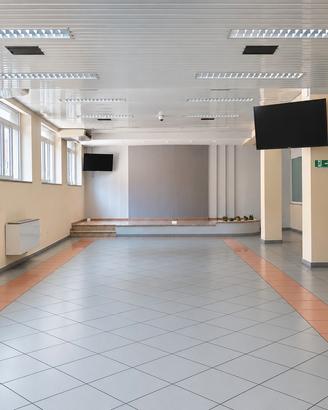 Ampio locale polifunzionale di 180 mq - vendita