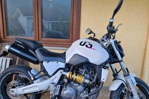 Moto Yamaha MT-03