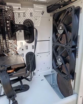 Computer da Gaming Usato (in buone condizioni).