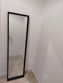 Specchio praticamente nuovo