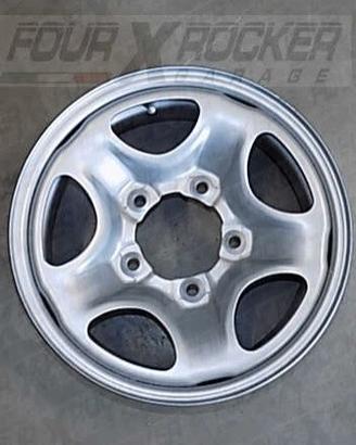Cerchio in ferro disegno a stella 15×5,5 Daihatsu 