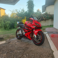 Honda cbr 600