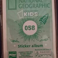 NATIONAL GEOGRAPHIC KIDS figurine