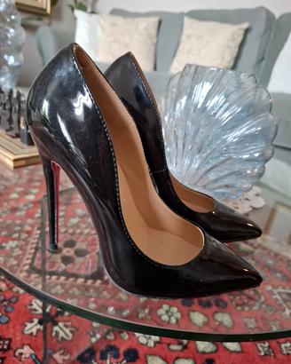 scarpe con tacco 12 in  nera numero 35 laboutin