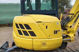 Vendita escavatore NEW HOLLAND eh 45