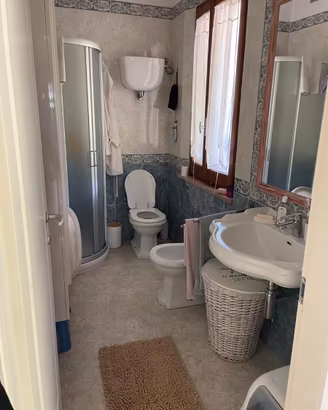 Sanitari bagno più box doccia misure 70cm *70 cm