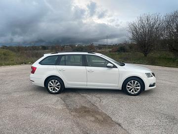 Skoda octavia tgi dsg