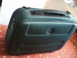 VALIGIA 4r +TROLLEY 2r +Valigia 24h +BEAUTY +Zaino