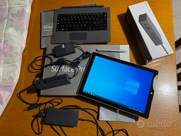 Surface Pro 3 - i5 4Gb Ram 128Gb Memory + Accessor