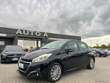 PEUGEOT 208 PureTech 82 5p. Allure