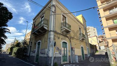 Casa Indipendente adiacente la Circonvallazione