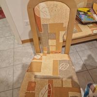 cassapanca  con tavolo 2 sedie 