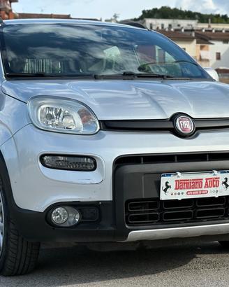Fiat Panda 4x4 1.3 MJT 75 CV TREKKING FULL OPT