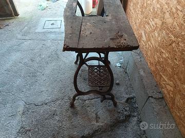 Tavolo macchina da cucire antica