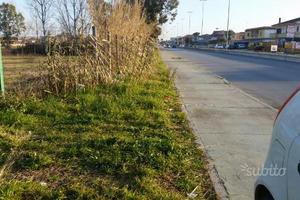 Terreno fronte Domiziana