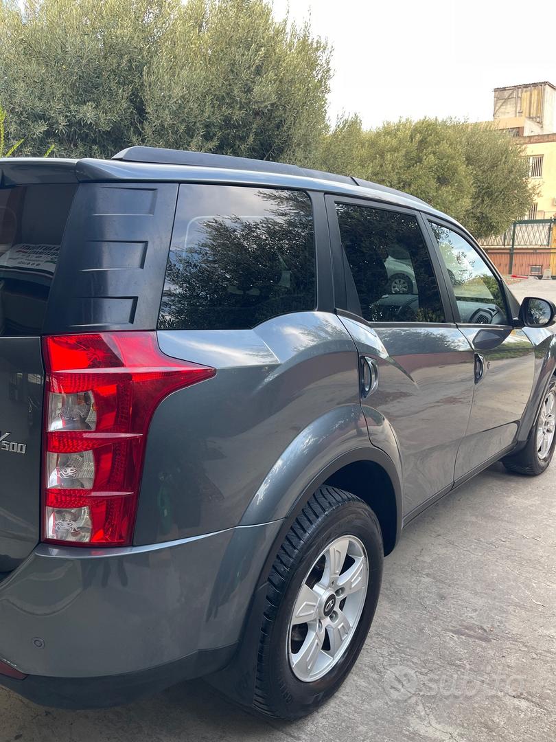 Mahindra Xuv500 2015 photo 4