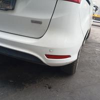 Paraurti posteriore Ford b max anno 2013