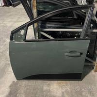 Porta anteriore sx dacia sandero 2021