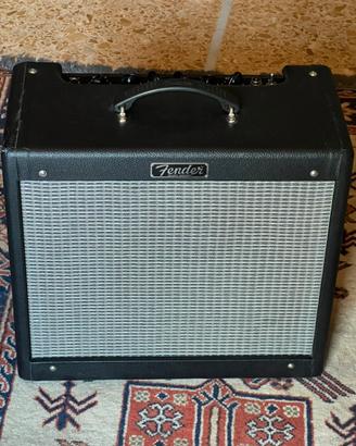 AMPLIFICATORE Fender blues junior III