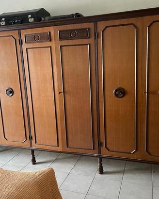 Camera da letto completa in legno