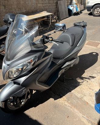 Suzuki Burgman 400 2007 — 26.000 km