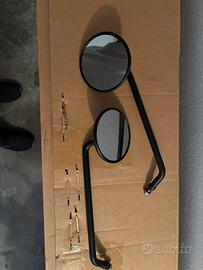 Specchietti retrovisori triumph