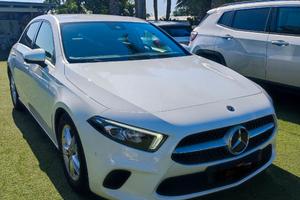 🚗 Mercedes-Benz Classe A 180 – 2019 | Perfetta |